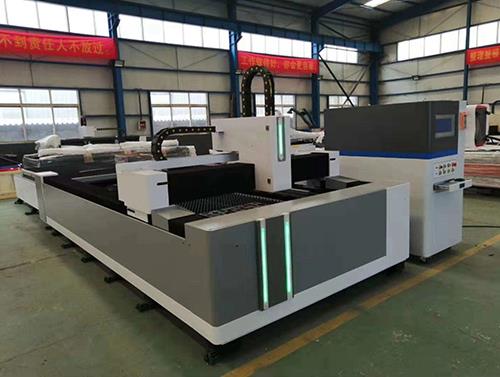 今天跟大家來分享光纖激光切割機優(yōu)勢以及弊端有哪些？